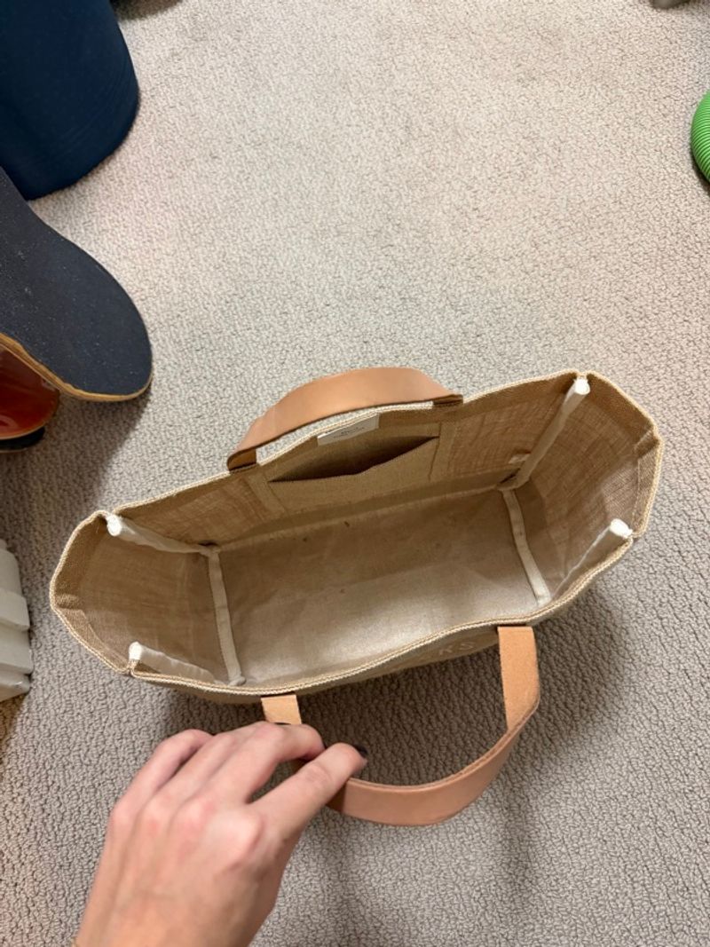 Marketplace listing image