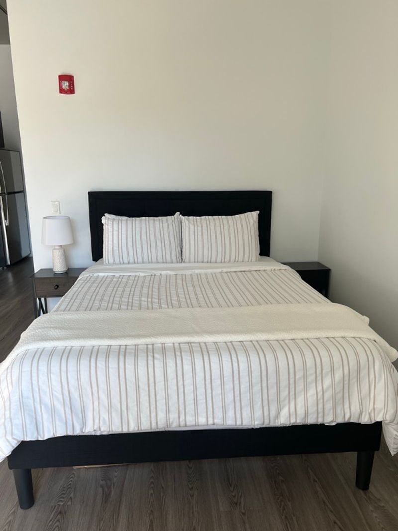 Marketplace listing image