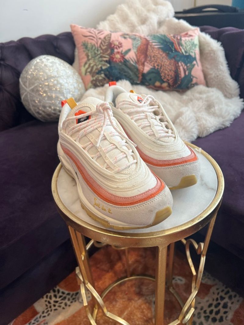 Marketplace listing image