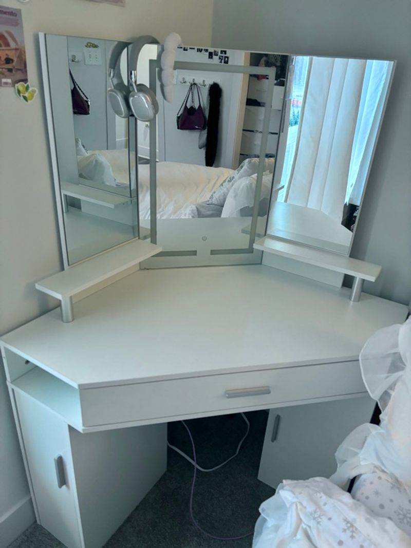 Marketplace listing image