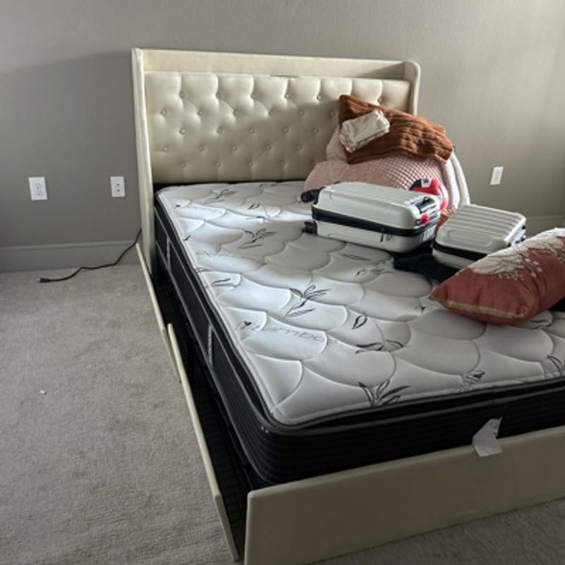 Marketplace listing image