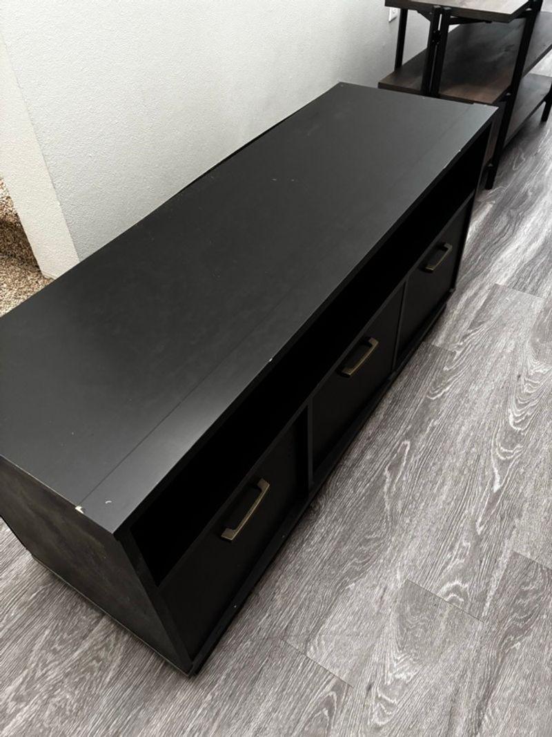 Marketplace listing image