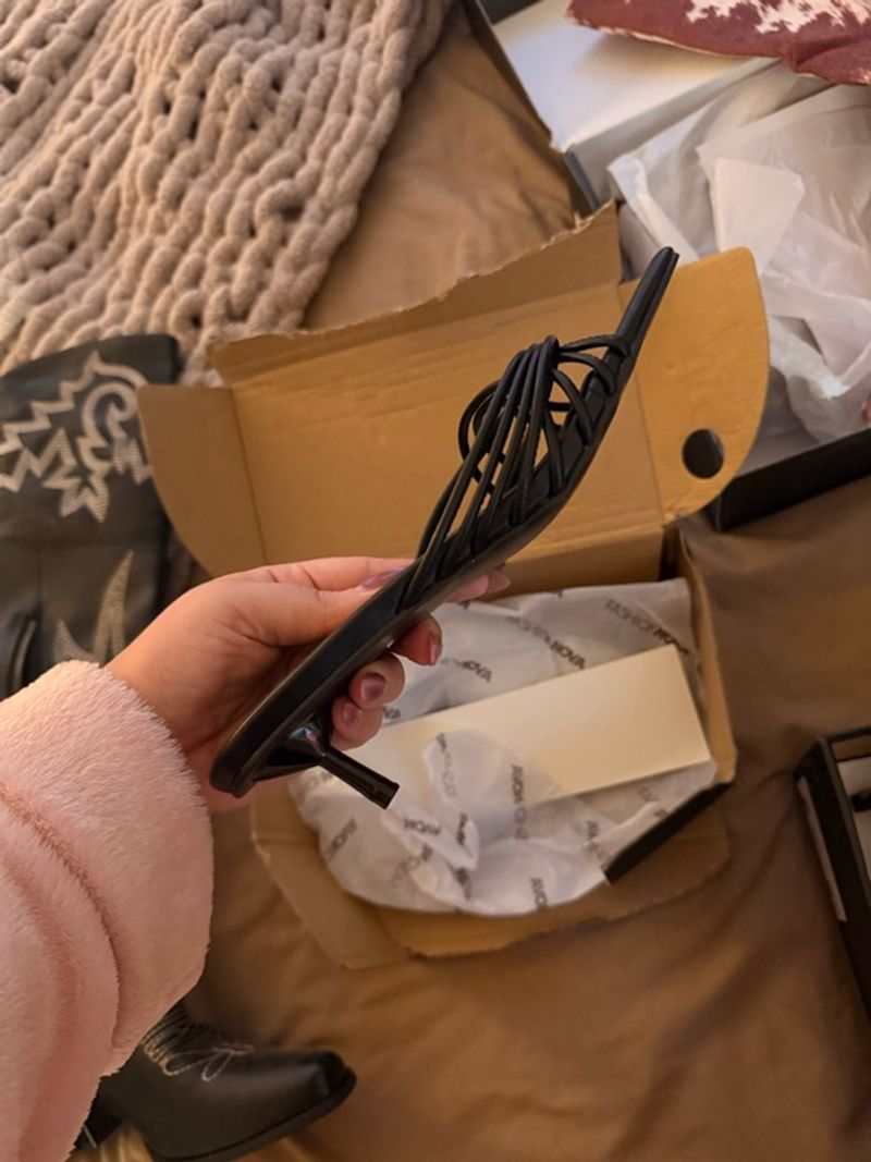 Marketplace listing image