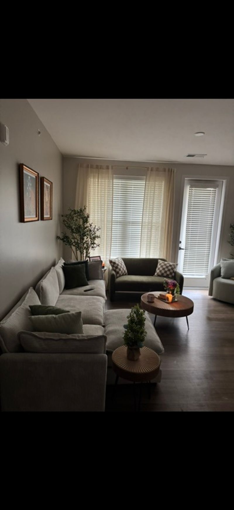 Marketplace listing image