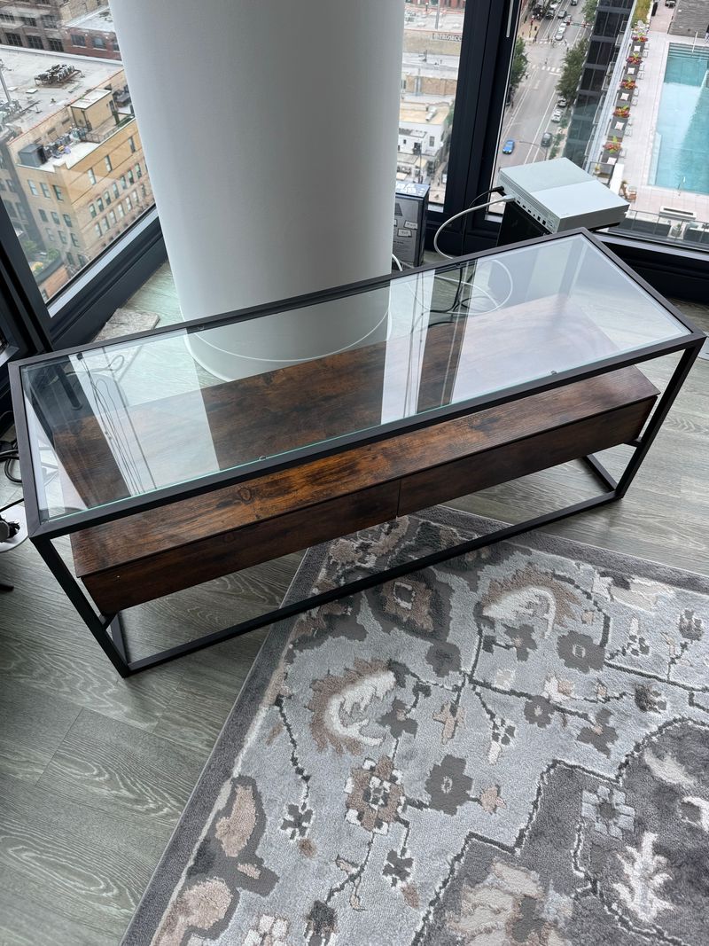 Marketplace listing image