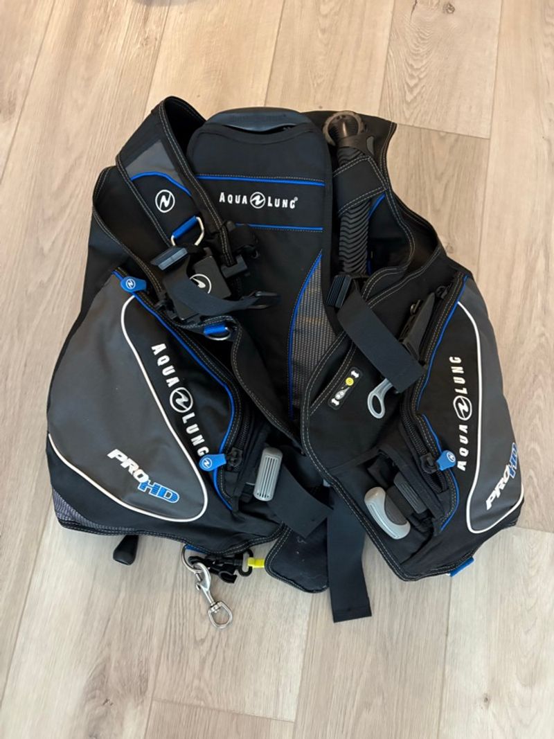 Marketplace listing image