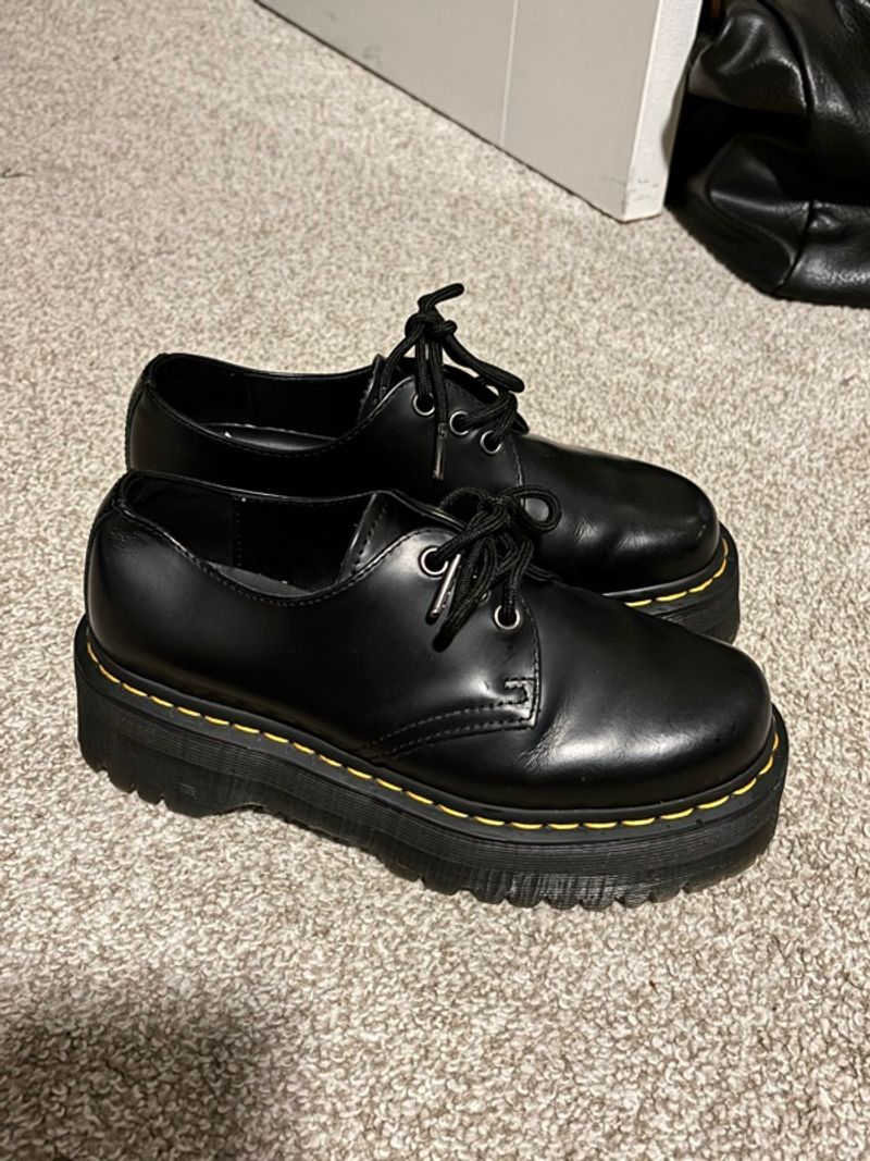 Marketplace listing image