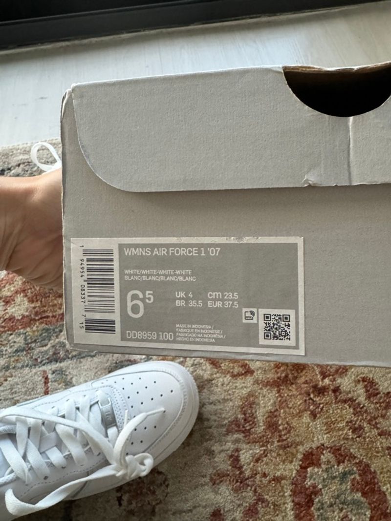 Marketplace listing image