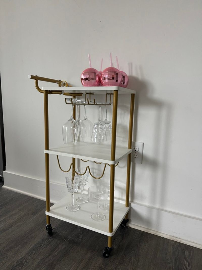 Marketplace listing image