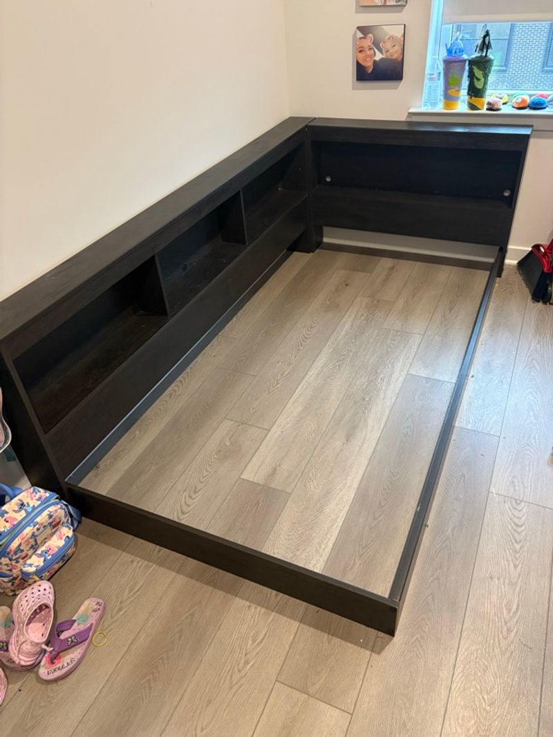 Marketplace listing image