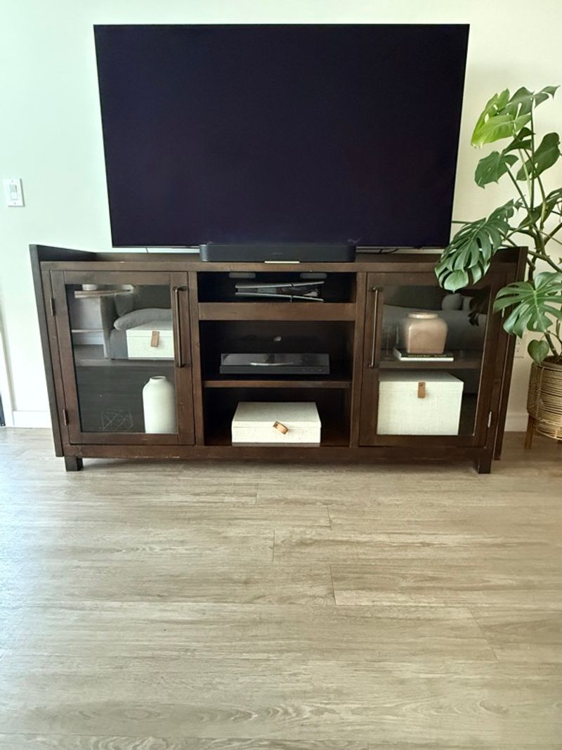 Marketplace listing image