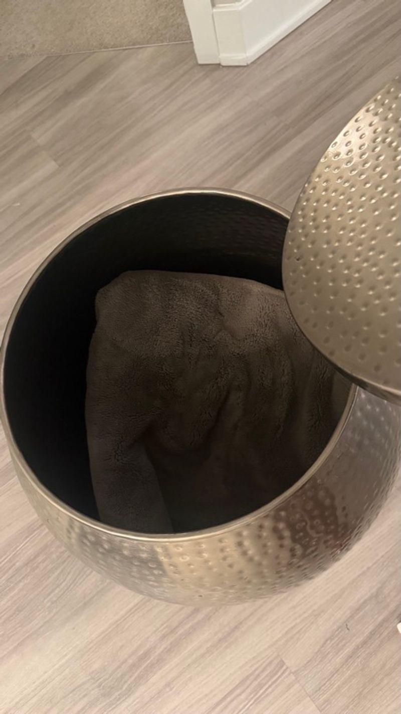 Marketplace listing image