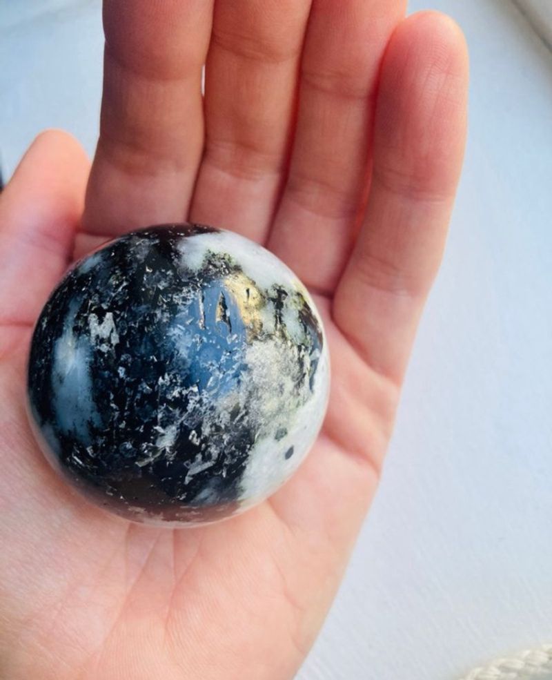 Marketplace listing image