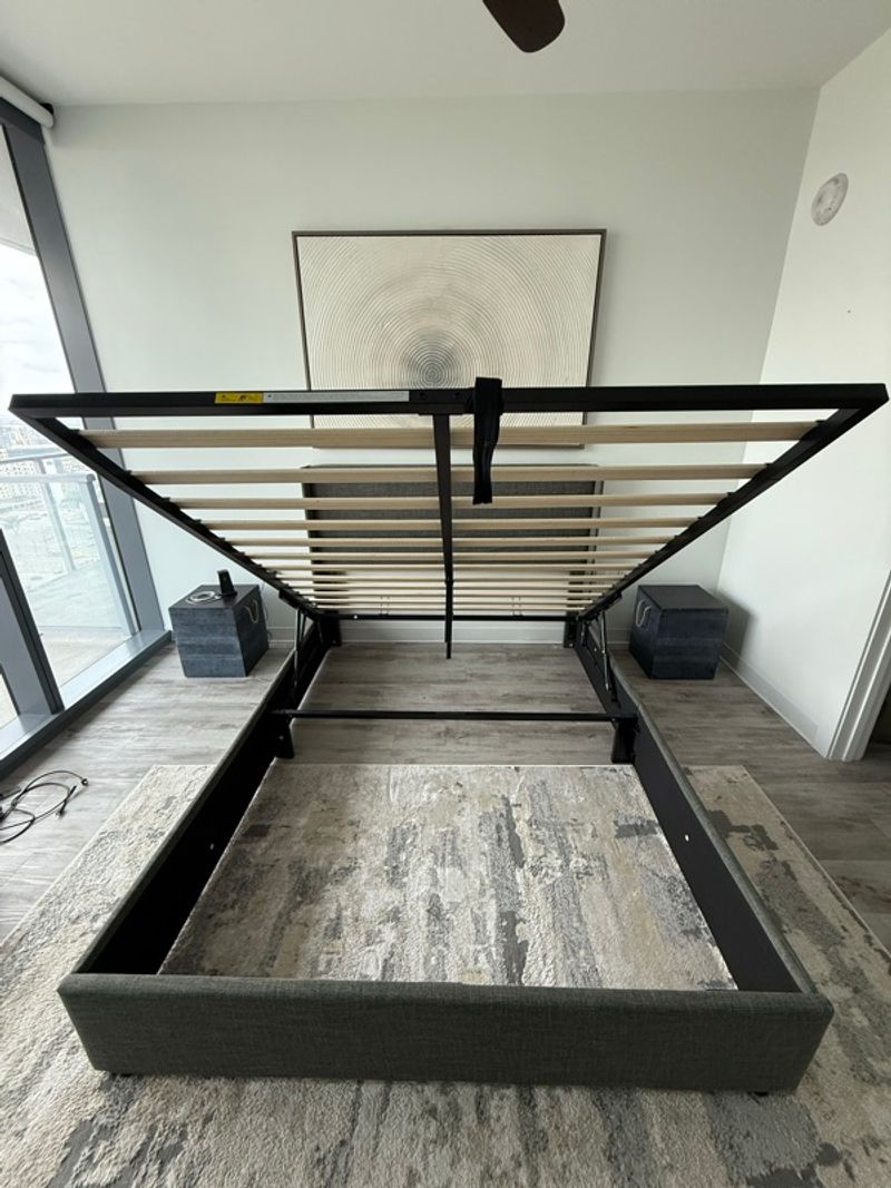 Marketplace listing image