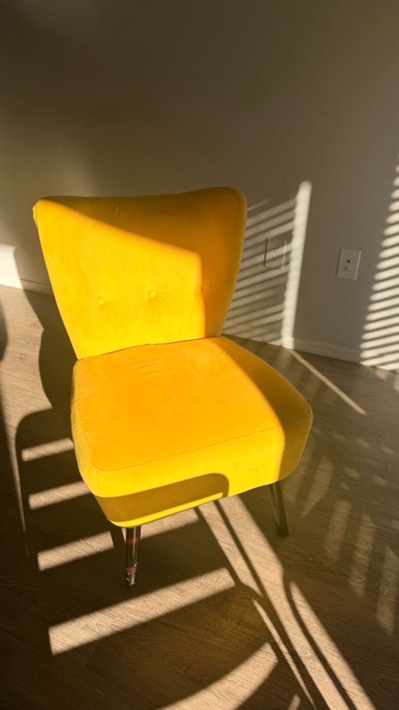 Marketplace listing image