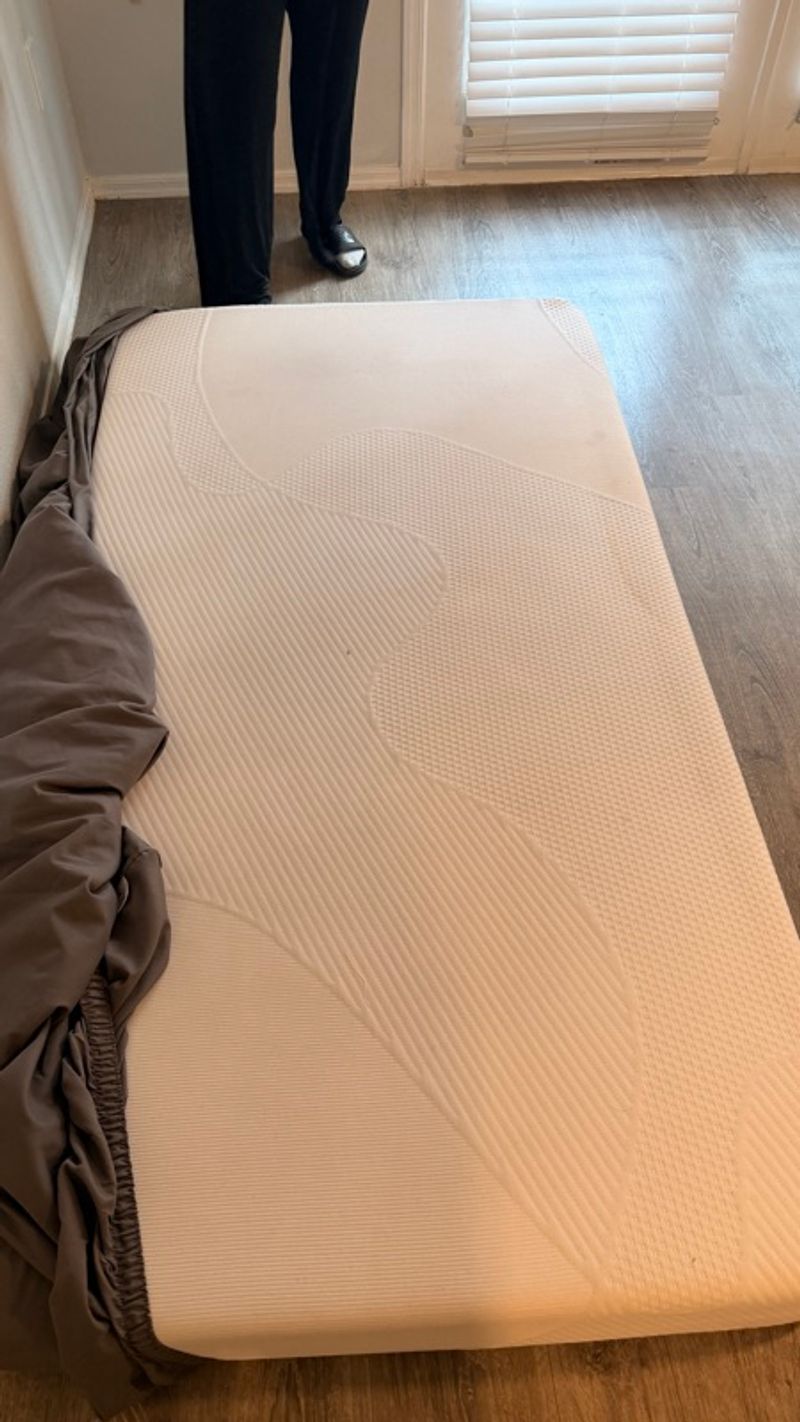 Marketplace listing image