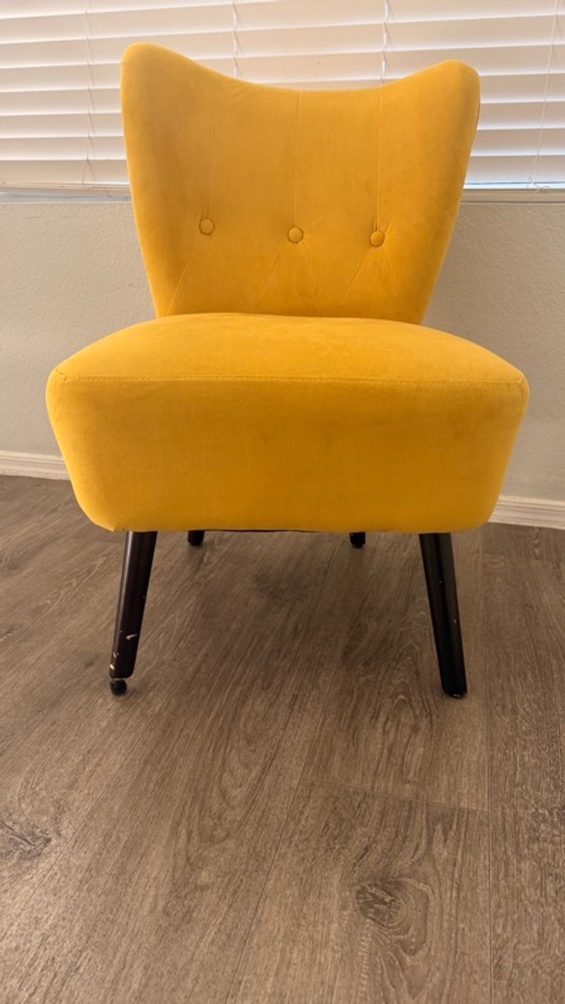 Marketplace listing image