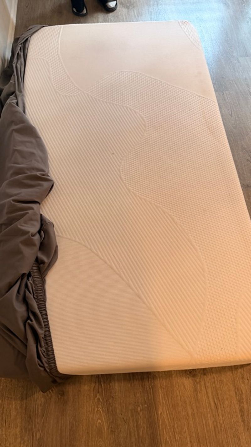 Marketplace listing image